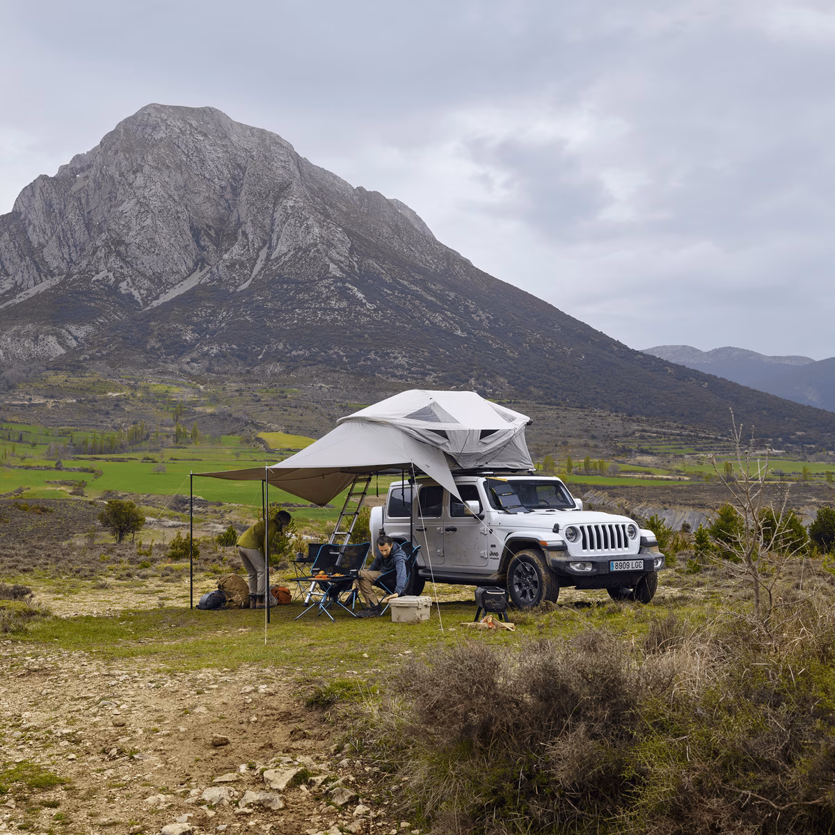 Thule Approach Awning S/M
2-3-inimese katusetelgi varikatus