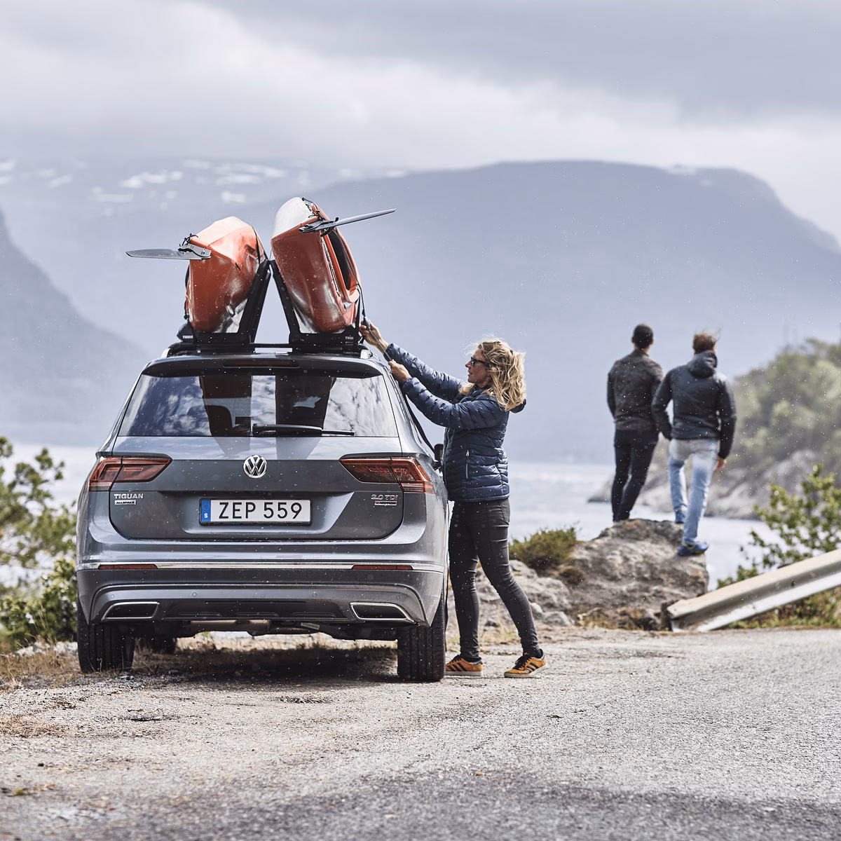 Thule Hull-a-Port Aero
kokkuklapitav j-stiilis süstaraam must