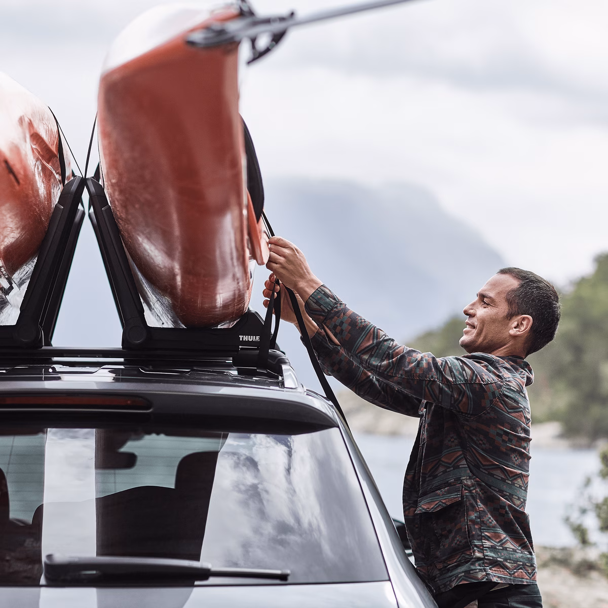 Thule Hull-a-Port Aero
kokkuklapitav j-stiilis süstaraam must
