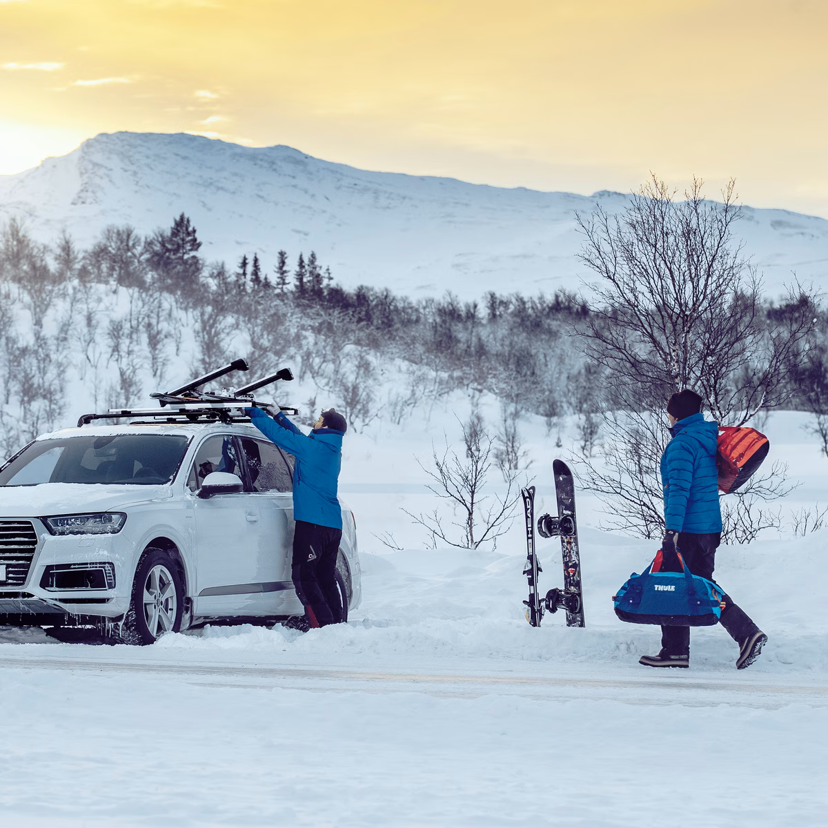 Thule SnowPack extender
suusa- ja lumelauaraam alumiiniumi