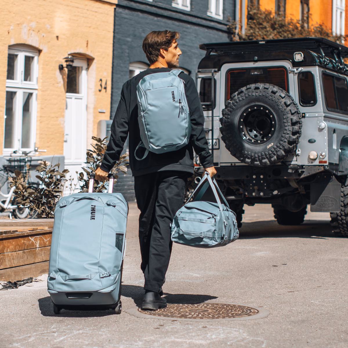 Thule Chasm
130 l reisikott tiigihall