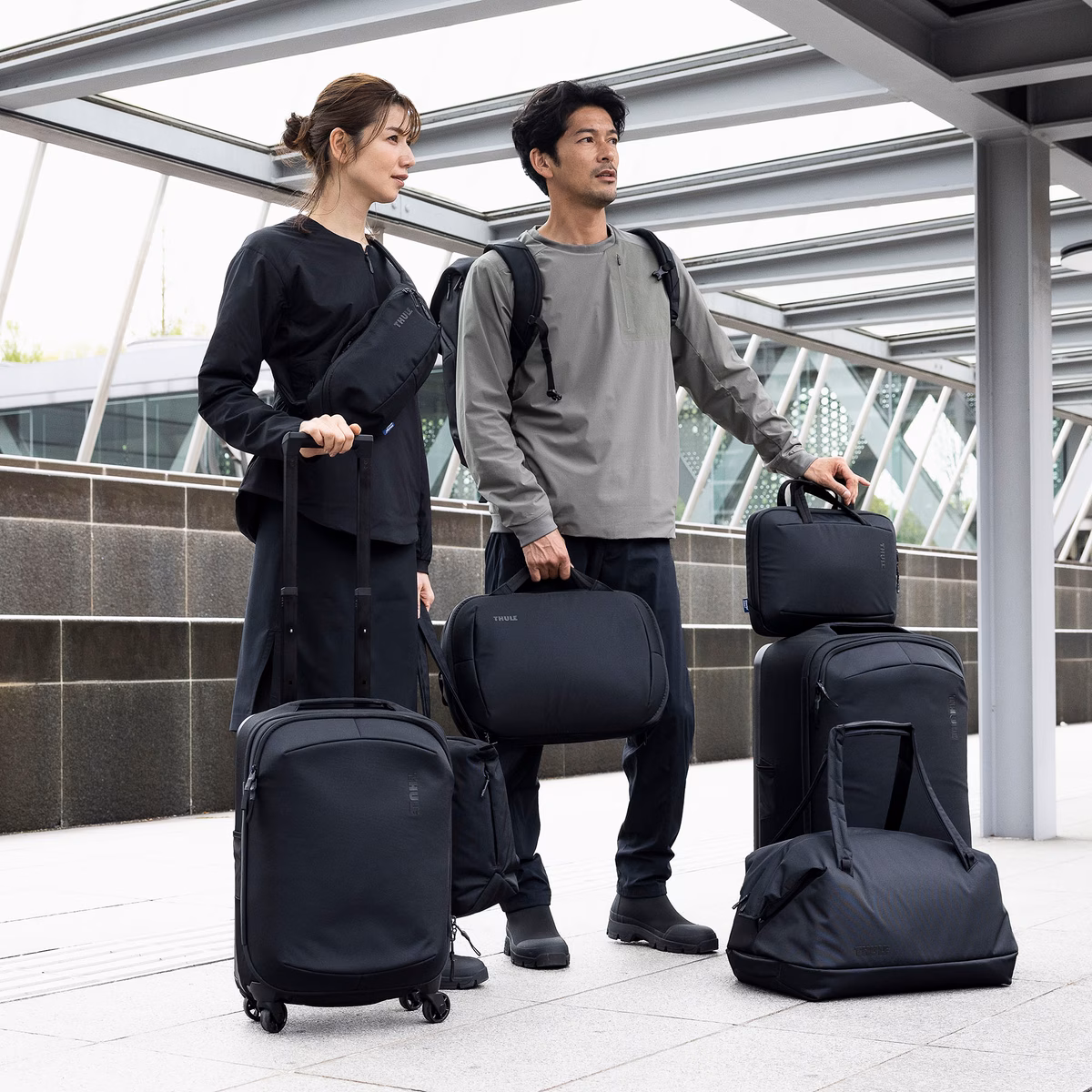 Thule Subterra 2
14-tollise sülearvuti ja tahvelarvuti kohver must