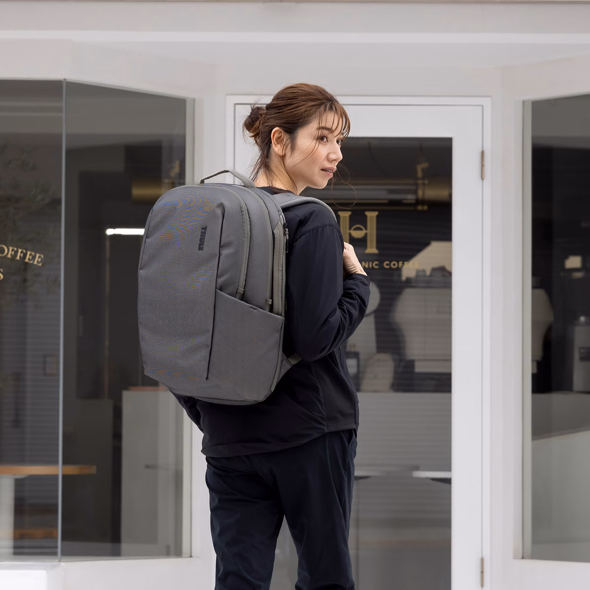 Thule Subterra 2
seljakott 27 liitrit vetiver gray