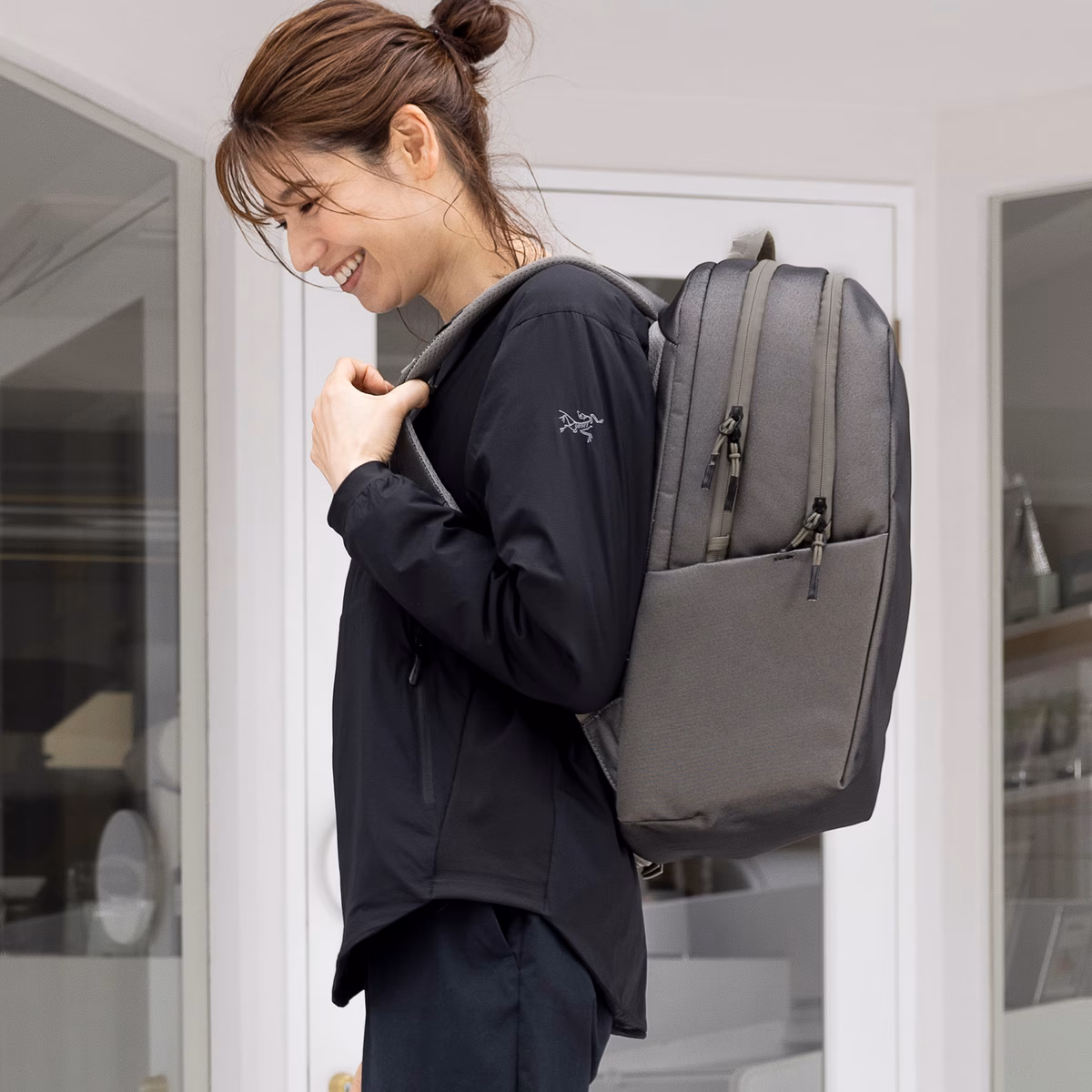 Thule Subterra 2
seljakott 27 liitrit vetiver gray