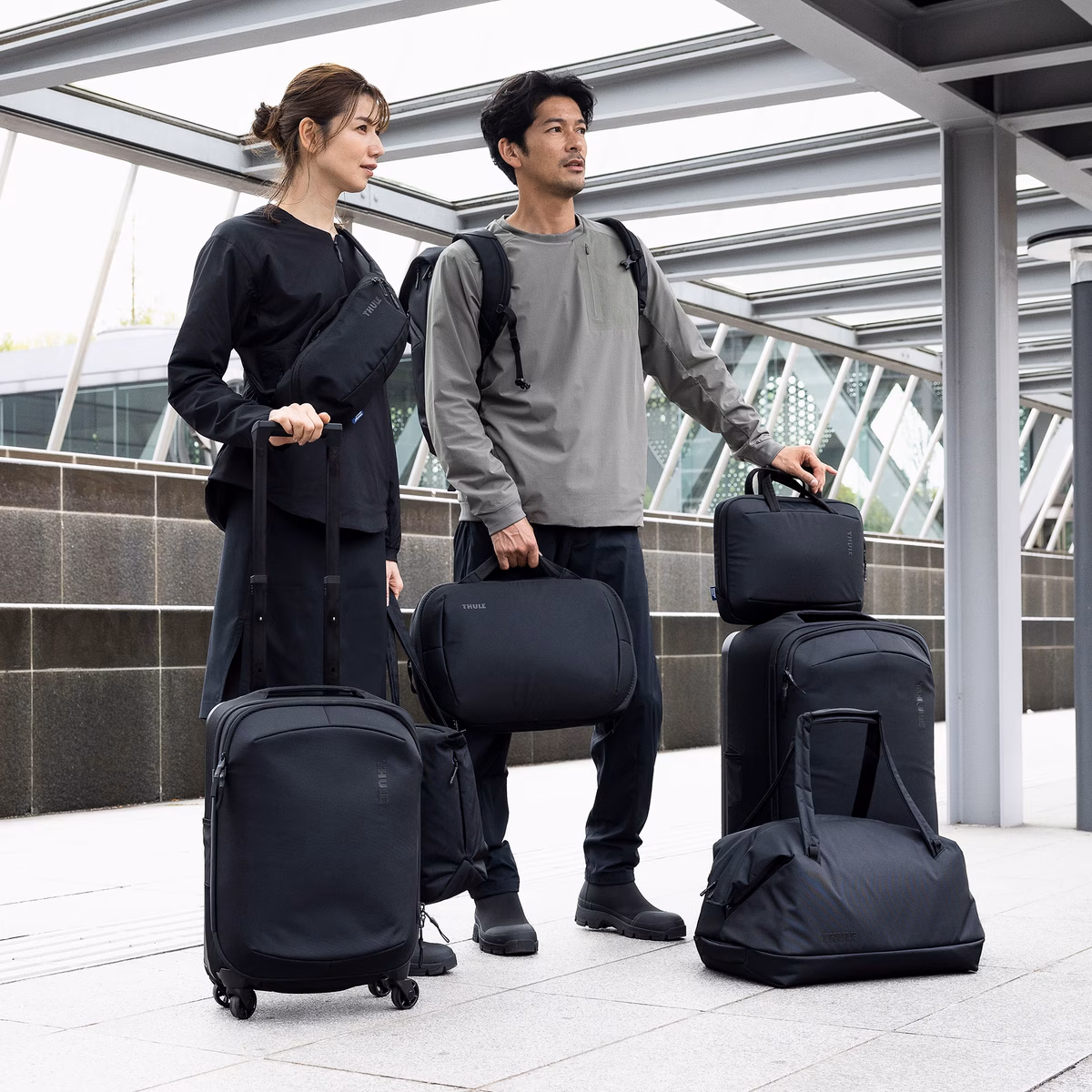 Thule Subterra 2
hübriidreisikott 15L, Dark Slate hall