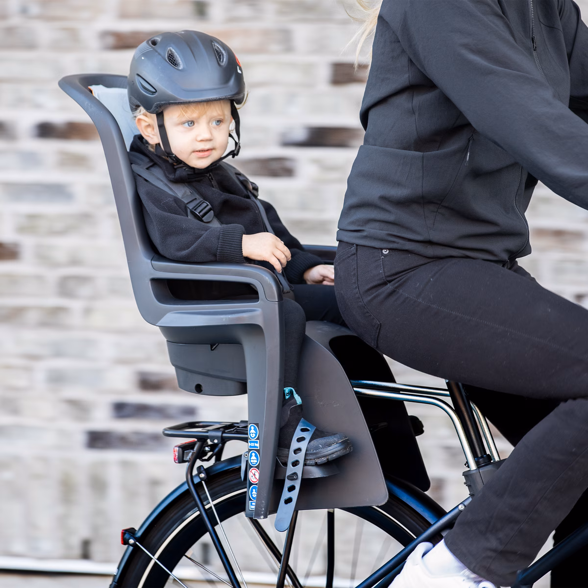 Thule RideAlong 2 frame mount
kallutatav jalgratta lasteiste helehall