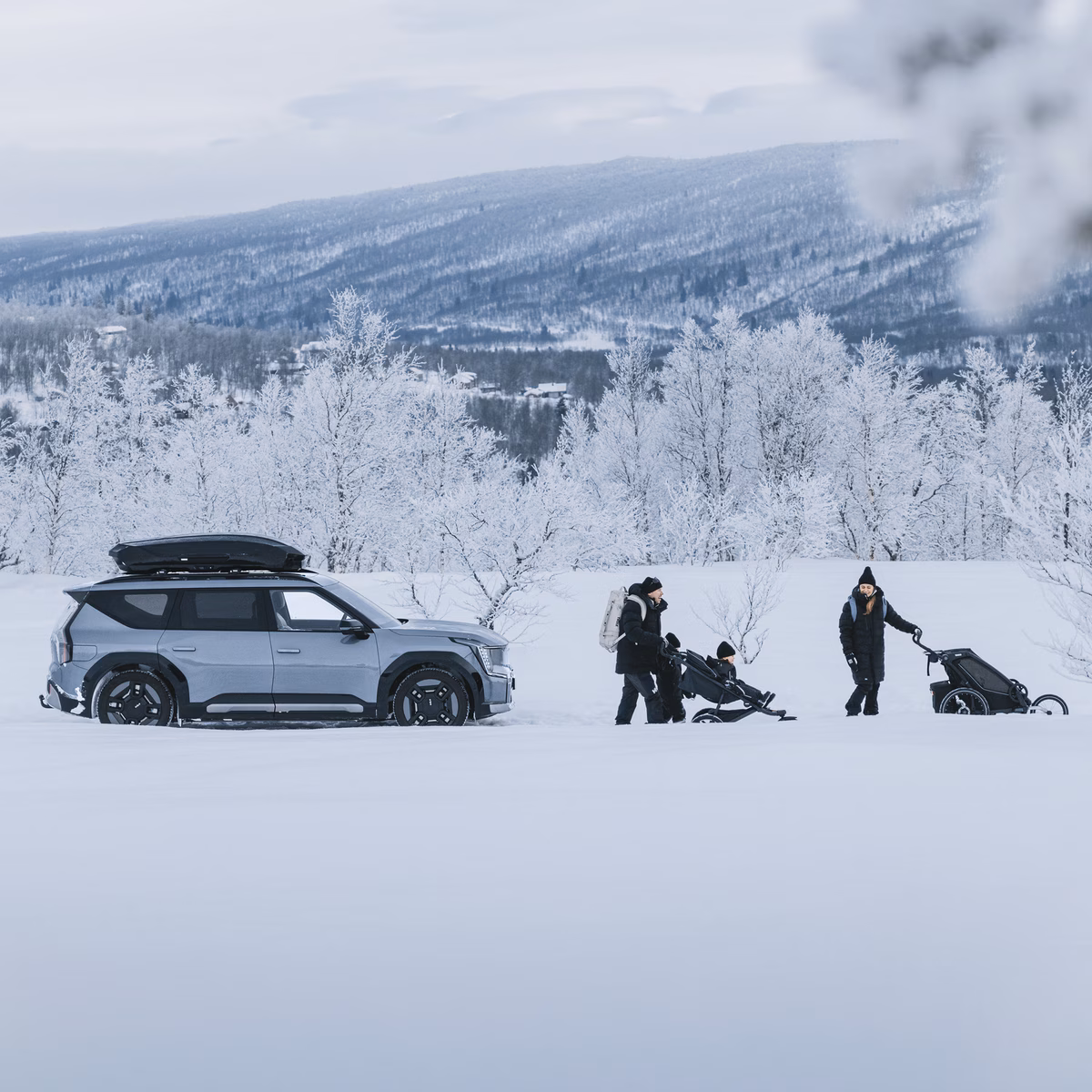 Thule Motion 3 XL
katuseboks läikivmust