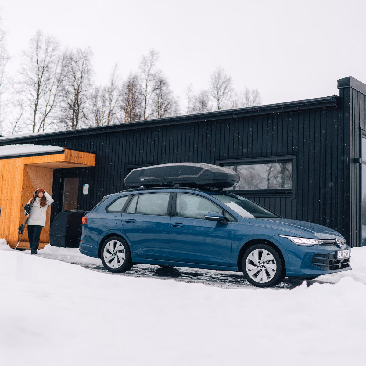 Thule Force 3 S
mitmekülgne katuseboks