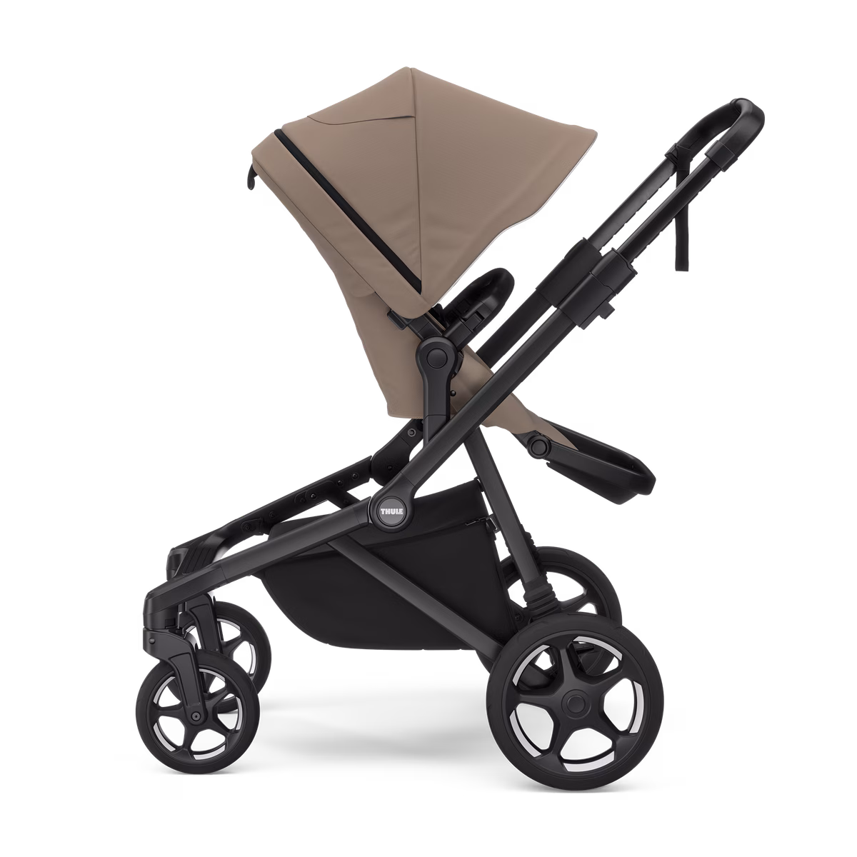 Thule Sleek 2
kohandatav käru tuhmpruun mustal