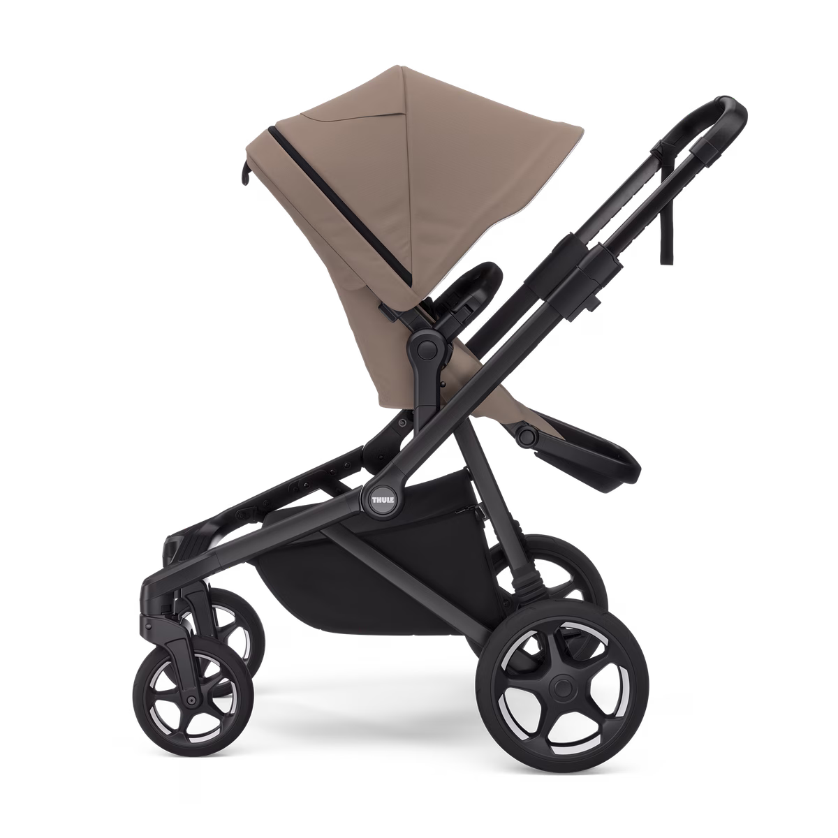 Thule Sleek 2 bundle
kohandatav jalutuskäru komplekt tuhmpruun mustal