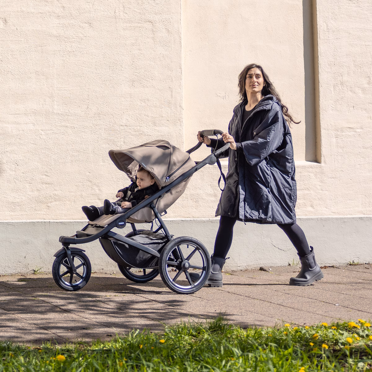 Thule Urban Glide 3
maastikukäru tuhmpruun