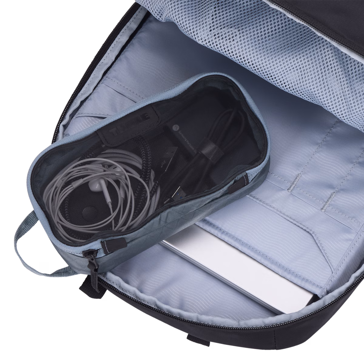Thule packing cube
pakkimiskuubik ekstra-väike tiigihall