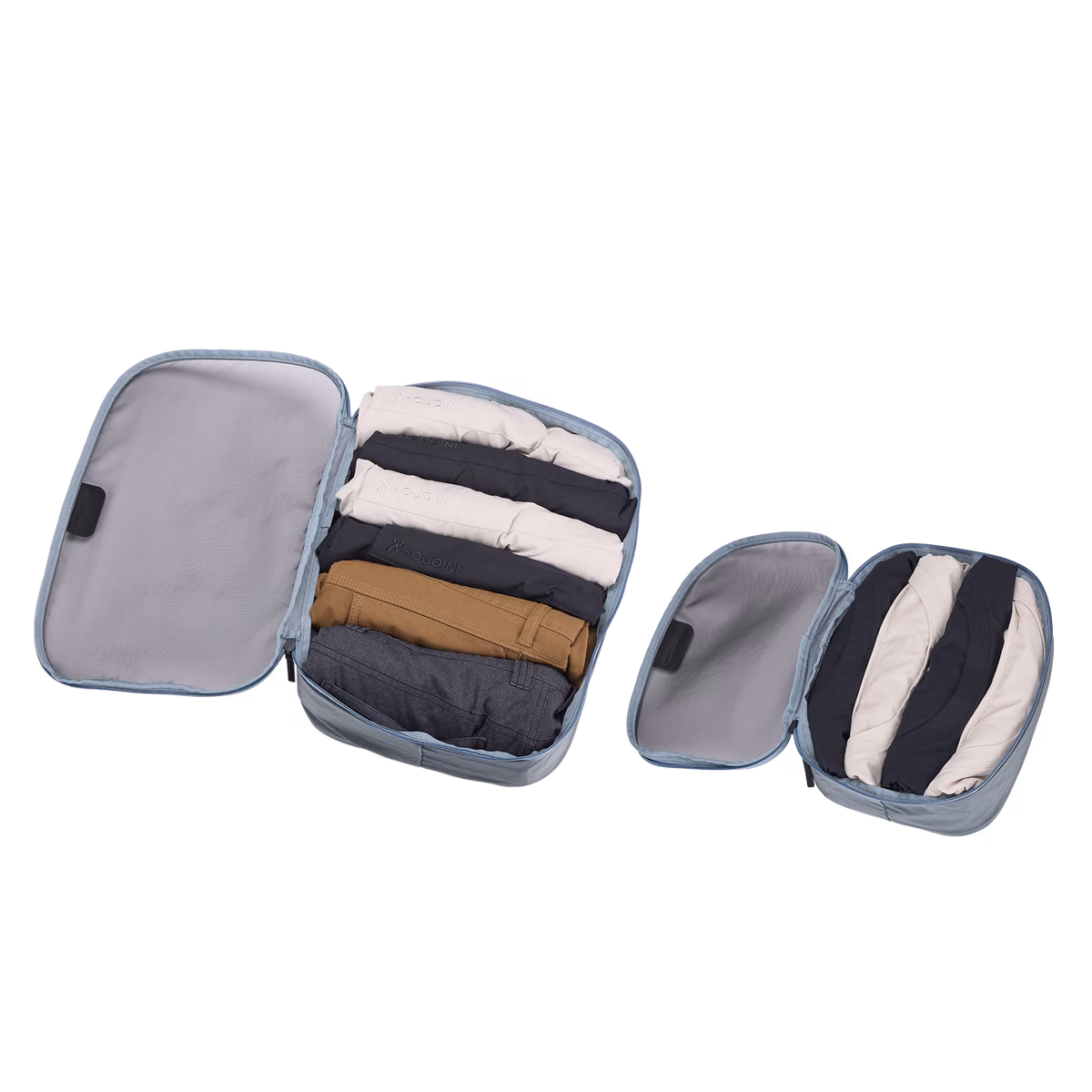 Thule packing cube set
komplekt, mis sisaldab 1 keskmist pakkimiskuubikut ja 1 väikest pakkimiskuubikut tiigihall