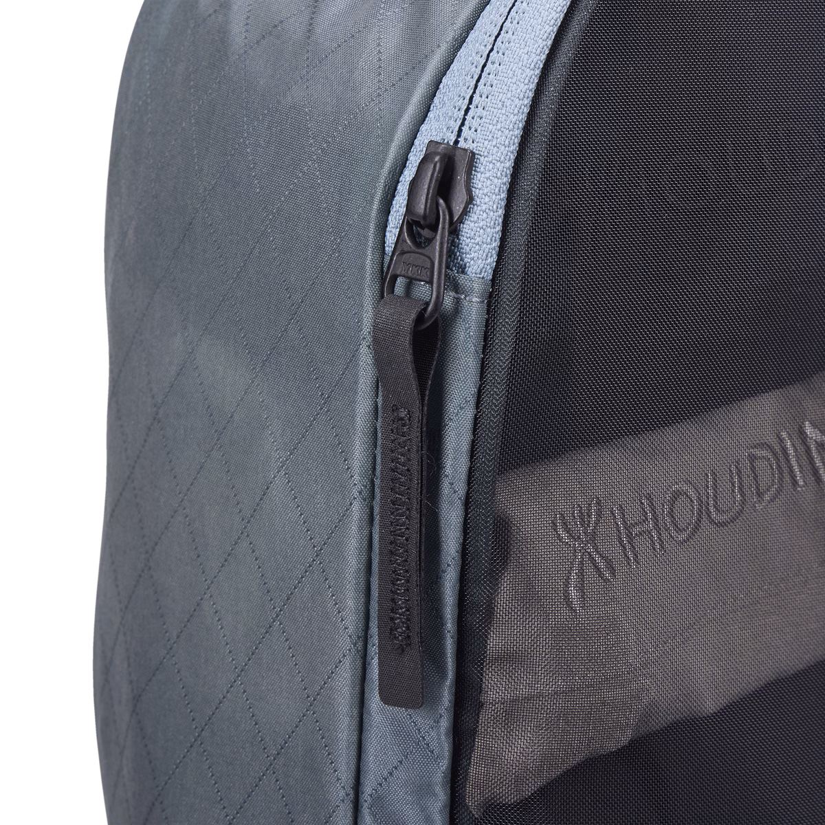 Thule packing cube set
komplekt, mis sisaldab 1 keskmist pakkimiskuubikut ja 1 väikest pakkimiskuubikut tiigihall