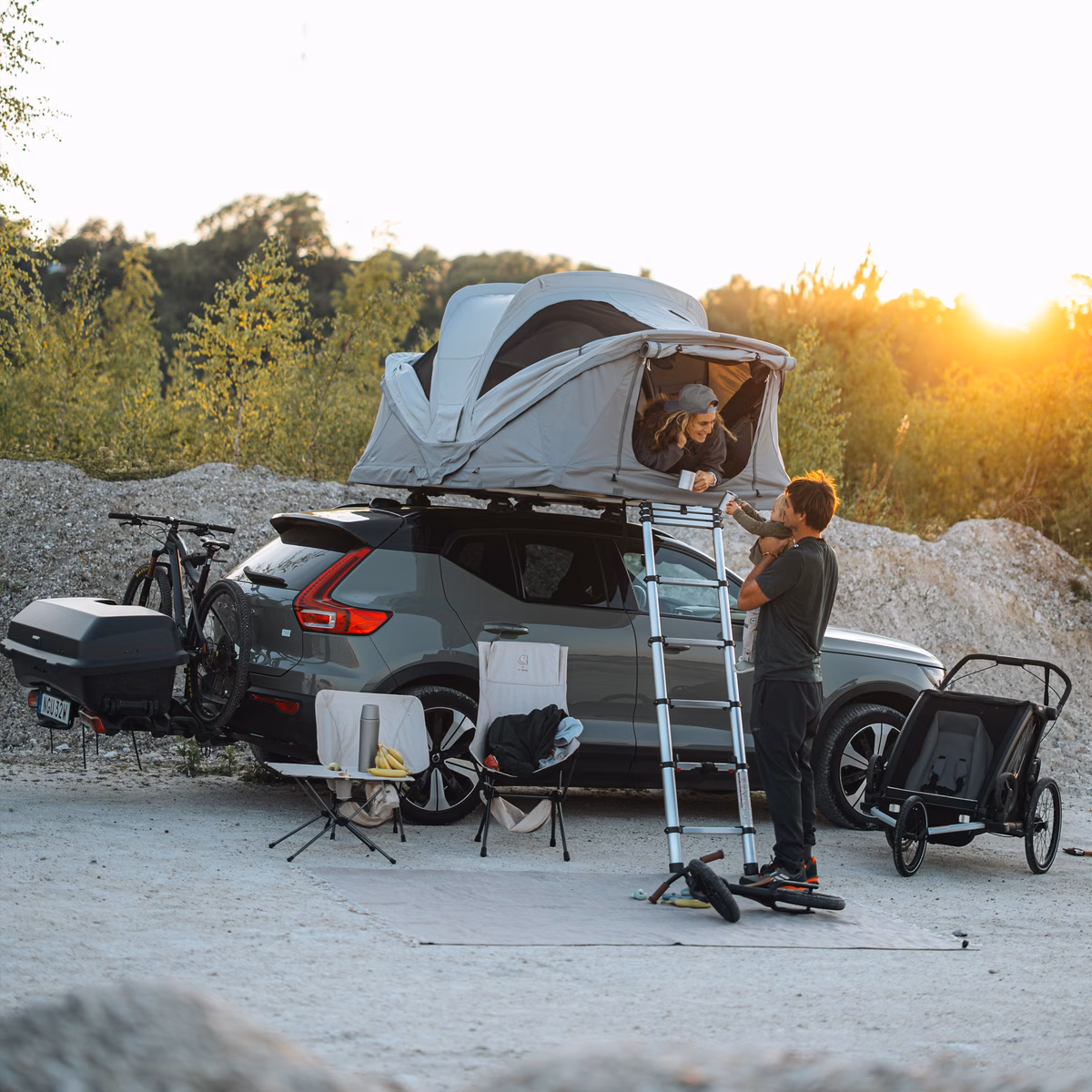 Thule Approach 2 L
kolmele kuni neljale inimesele mõeldud softshell katusega katusetelk ashland grey