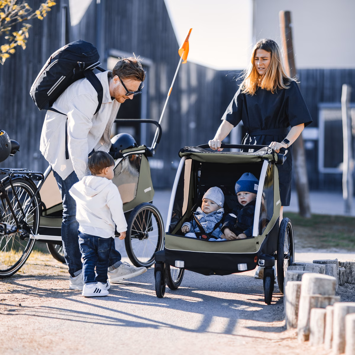 Thule Courier
laste, pagasi ja koera jalgrattahaagis khakiroheline