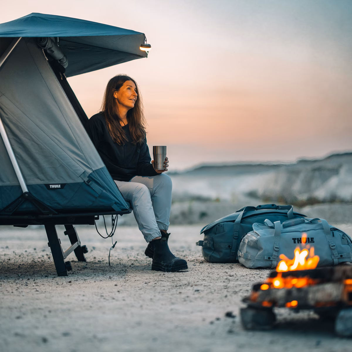 Thule Outset
3-inimese veokonksule kinnitatav autotelk