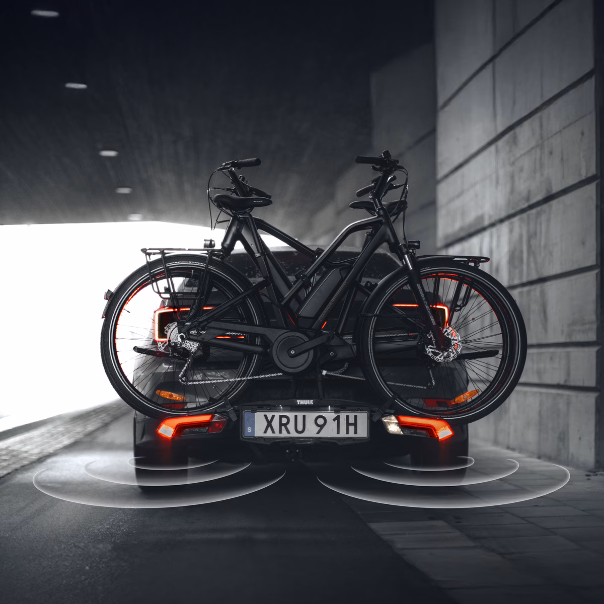 Thule Epos ParkSecure
3 ratta kokkupandav platvorm jalgrattahoidik veokonksule koos parkimisanduritega